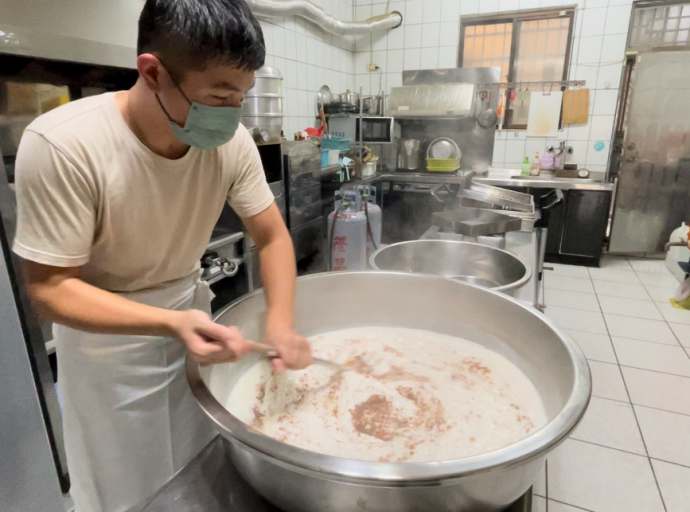 港點師傅返鄉創業 香味四溢的港式蘿蔔糕